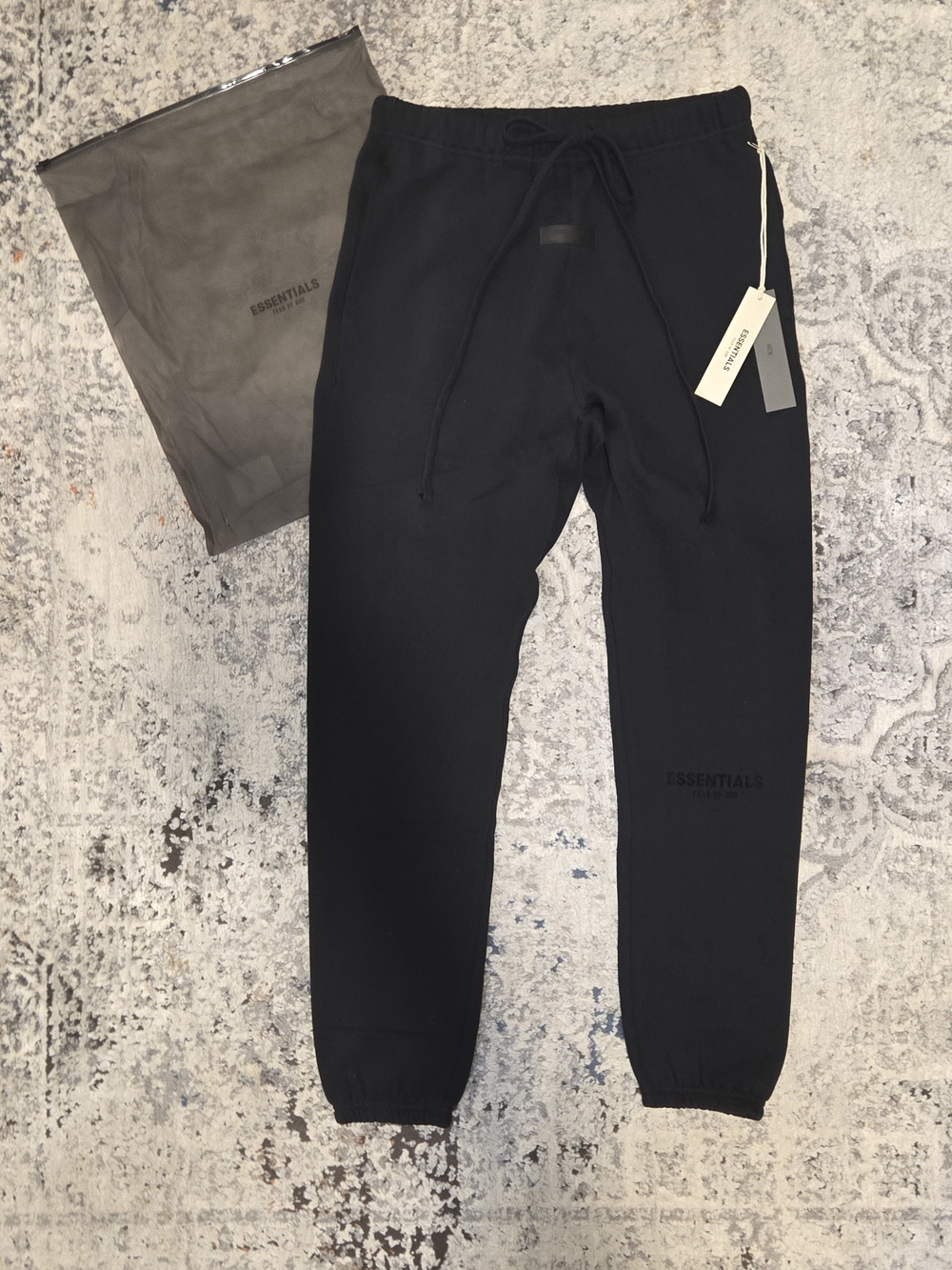 Fear of God Essentials Sweatpants Black SS22 Size M